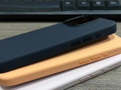 宜川苹果14维修站分享iPhone14手机壳能直接给iPhone15用吗?