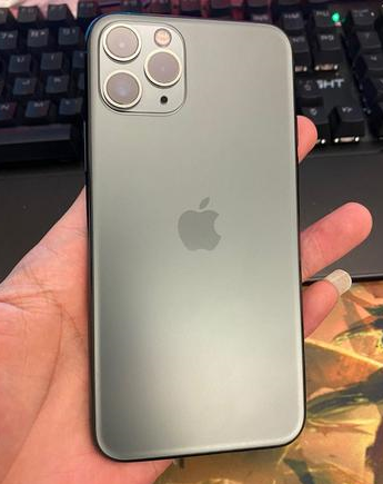 宜川苹果维修点分享iPhone 11 Pro黑屏小众故障解析 